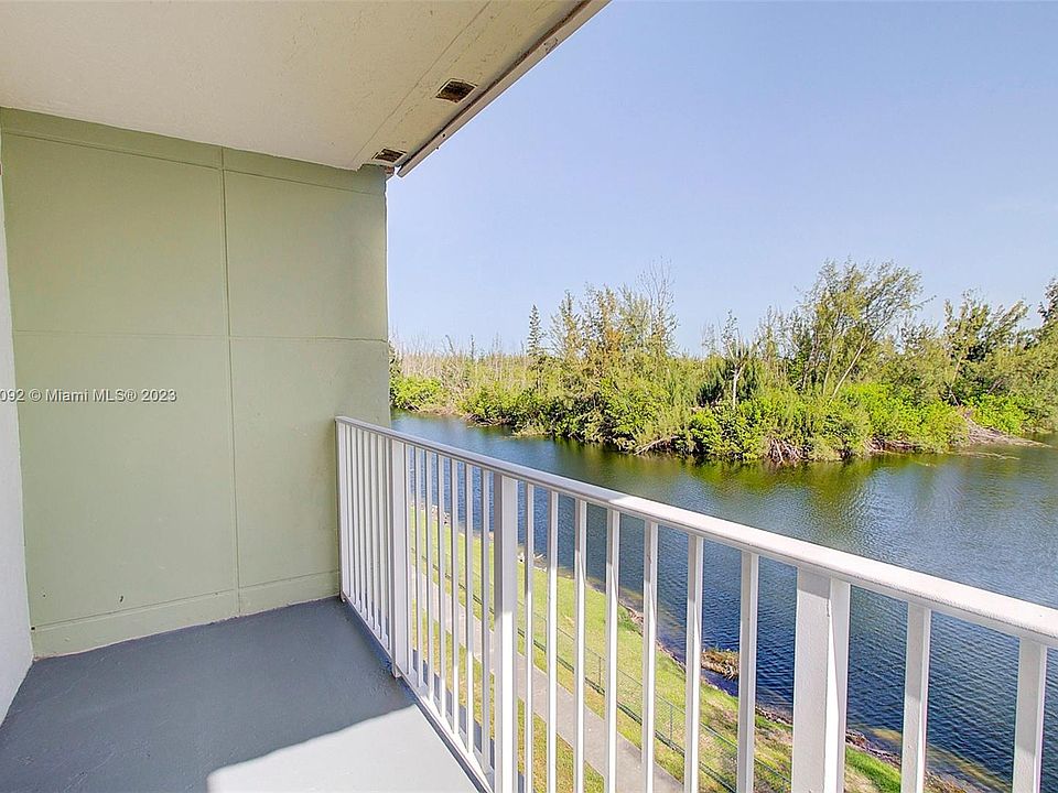 Saga Bay Gardens Condominiums Miami, FL Zillow