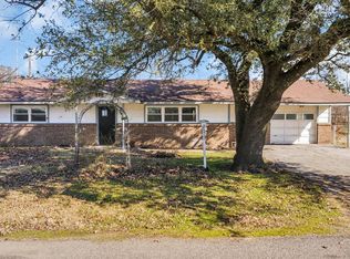 309 Jan Dr, Stratford, OK 74872