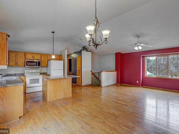 5th image of 23210 Navajo St NW