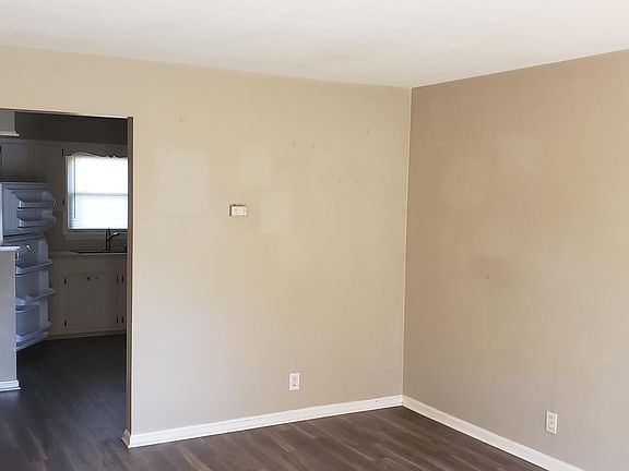 2nd image of 3511 Paragon Ct Unit 7
