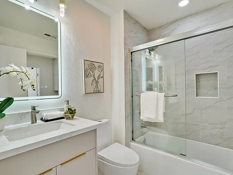 1422 Main Entrance Dr — Photo 11