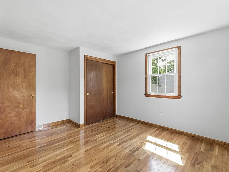 121 Rolling Ridge Ln — Photo 20