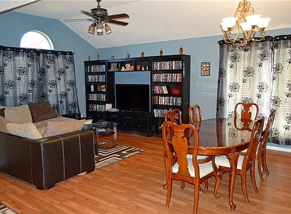 3rd image of 8063 Kathleen Dr