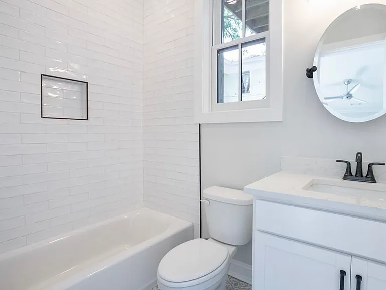 1718 Barnard St #1718 — Photo 39