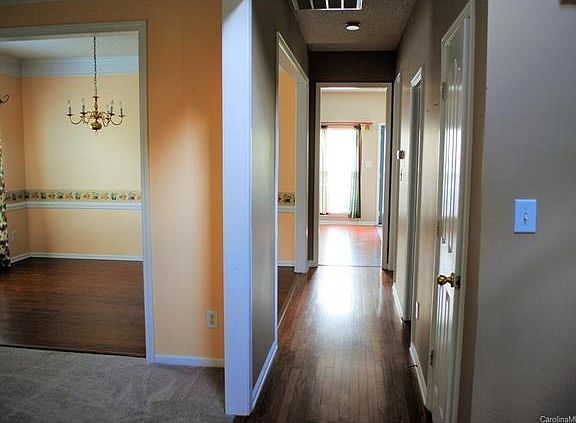 5th image of 13604 Royalwood Ln
