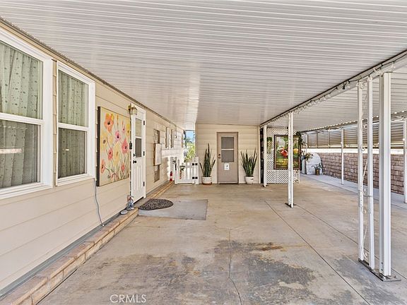 4th image of 9679 Rosedale Dr