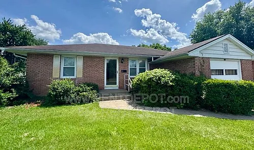 2719 Vogel Rd Photo 1