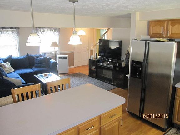 4th image of 26 Nickerson Dr