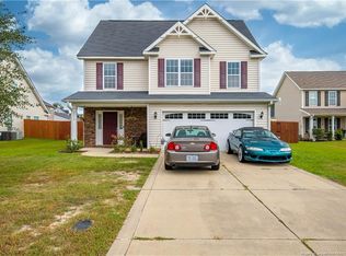 2514 Spinnaker Dr, Hope Mills, NC 28348