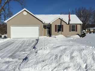 55548 Little Lab Ct, Osceola, IN 46561