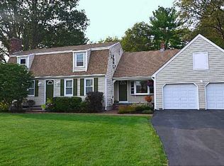 27 Bittersweet Dr, Seekonk, MA 02771