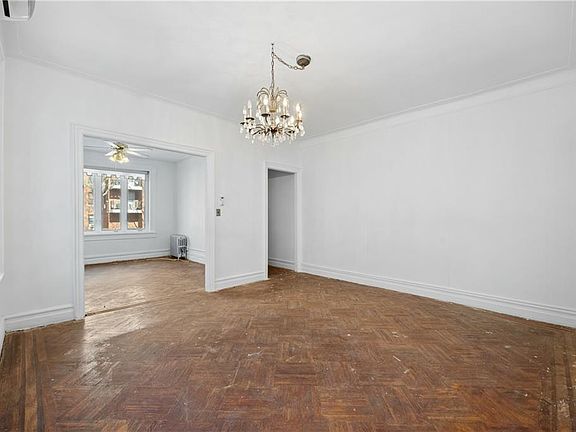 3rd image of 1418 Avenue V