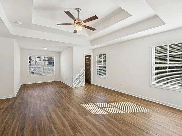 Quinn Residences at Dorchester Place — Photo 117