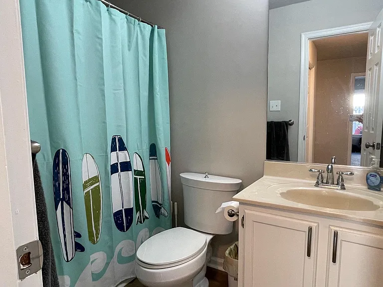 1705 Cacapon Ct — Photo 43