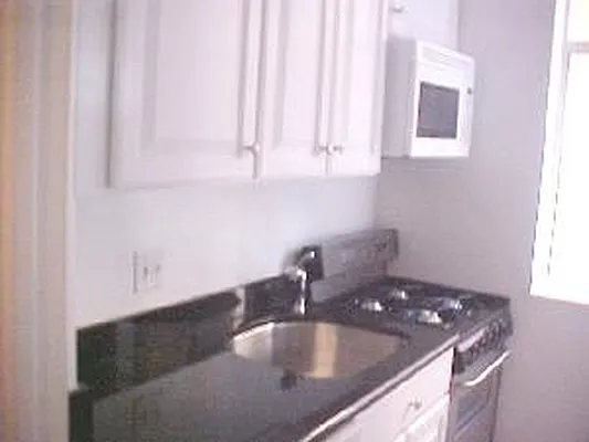 Rented by Corcoran | media 23