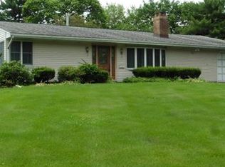 20 Kingsley Rd, Kendall Park, NJ 08824