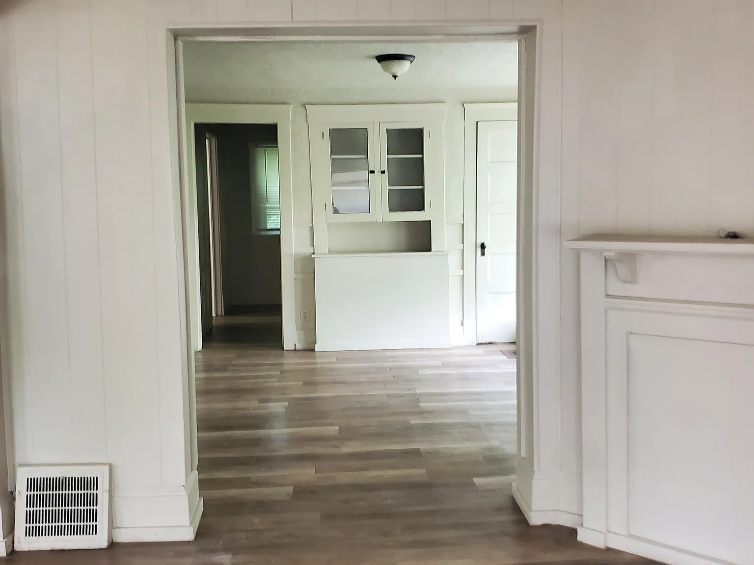 4 bed, 1792 sqft, $1,400 — Photo 2