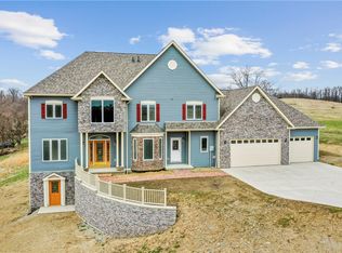 541 Mingo Church Rd, Finleyville, PA 15332