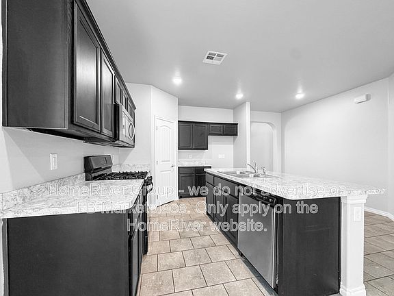 5th image of 13737 The Brook Blvd