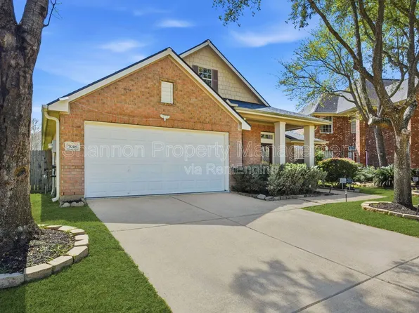 7018 Chapel Meadow Ln, Richmond, TX 77407