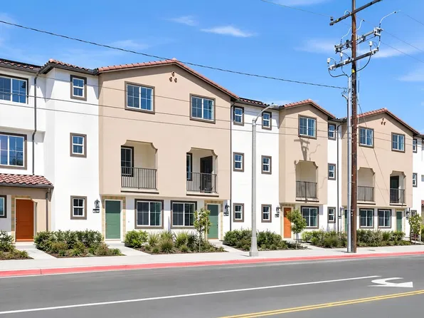 408 Cypress Grove Ln, Pomona, CA 91767