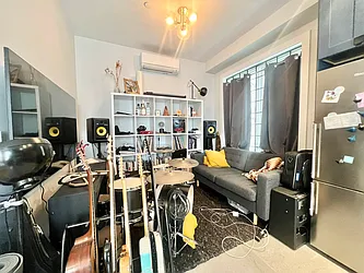 Rented by Arche Nest LLC