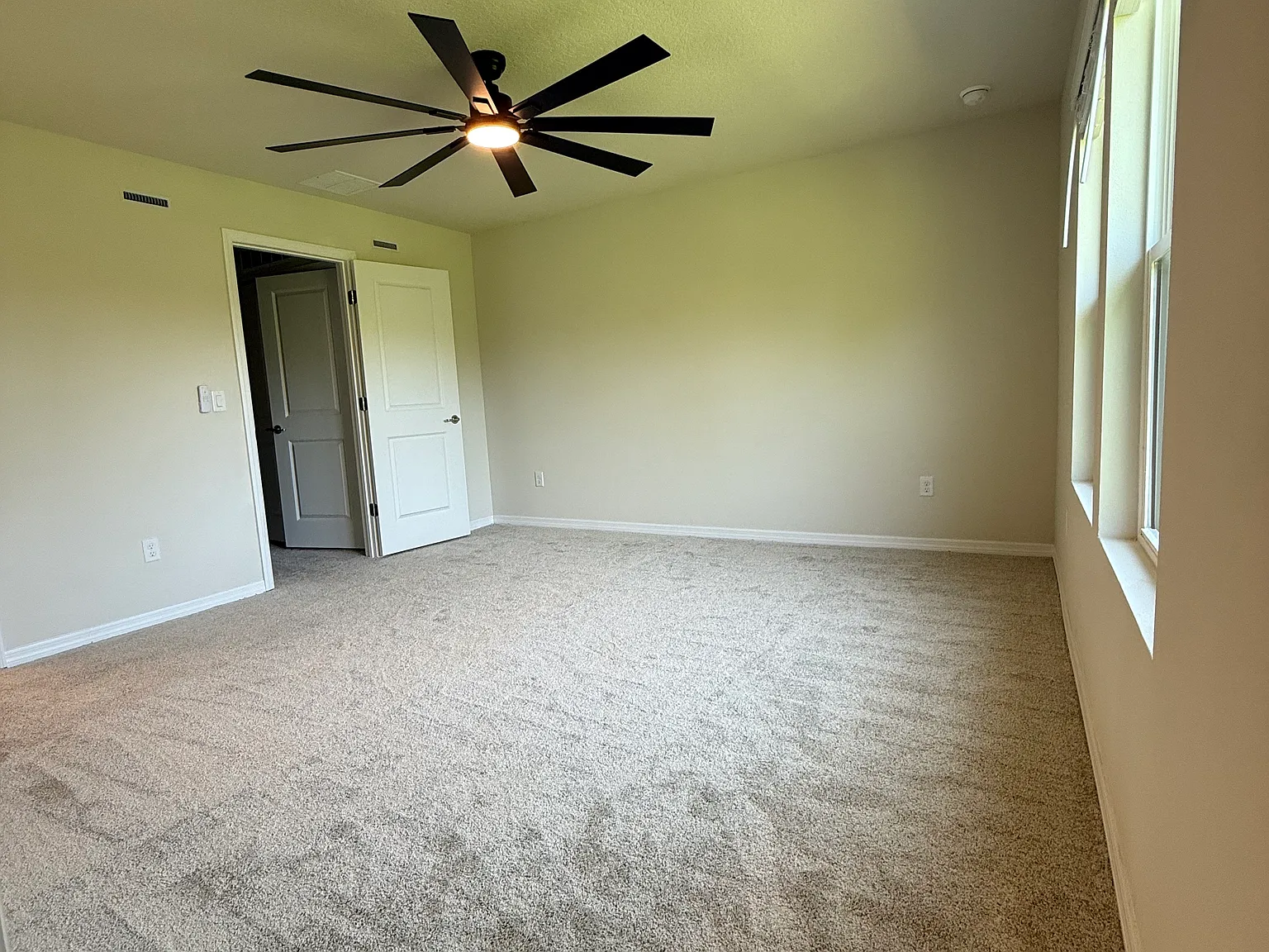 Sparkling Shell Ave, Kissimmee — Photo 2