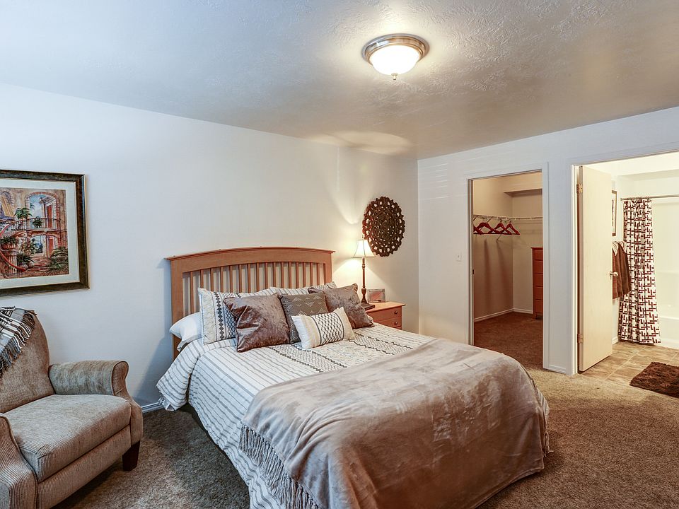 Light and Large Bedrooms