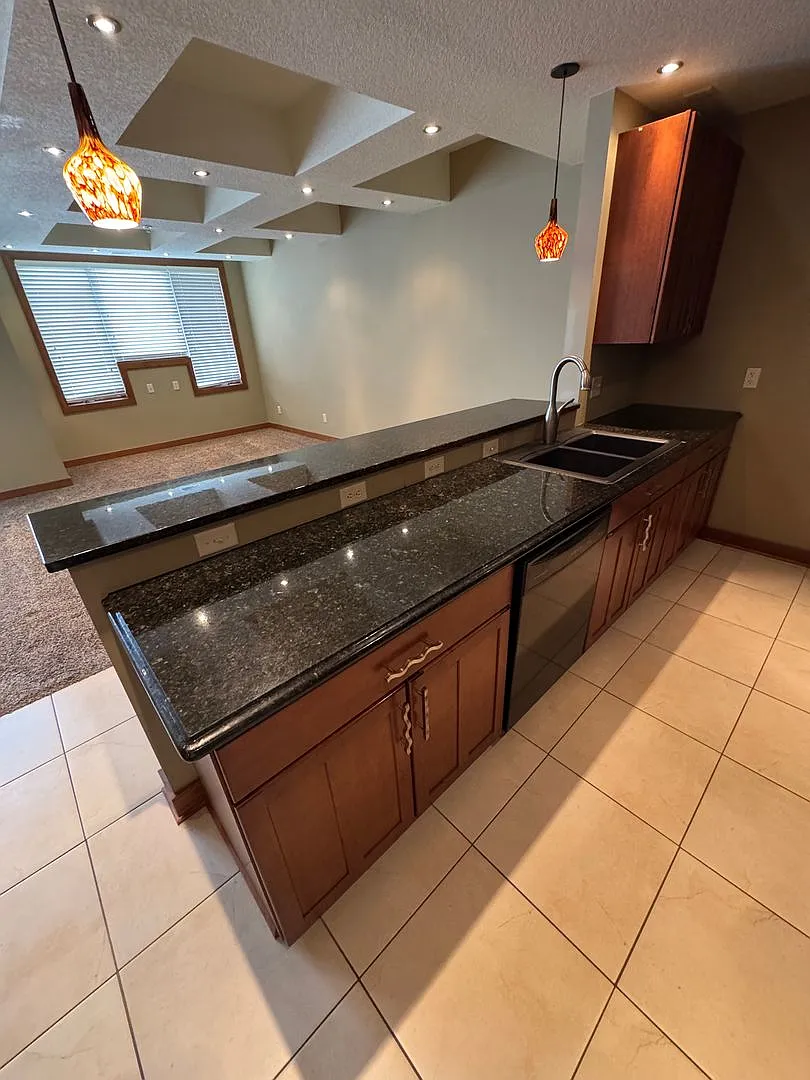 6500 University Lofts - Windsor Heights Iowa — Photo 4