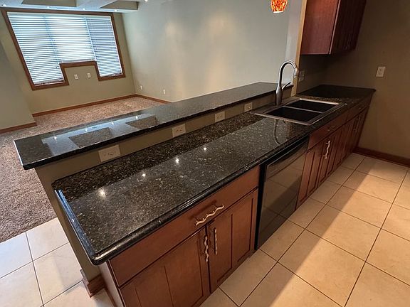 4th image of 6500 University Ave #6090a310b