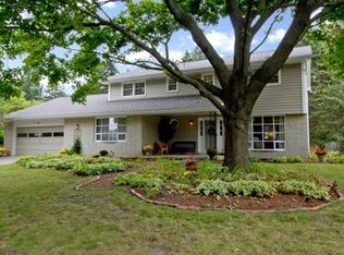 73 Bunting Ln, Naperville, IL 60565