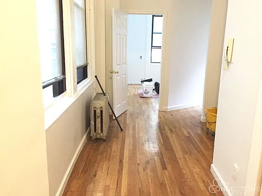 Rented by City Connections Realty | media 19