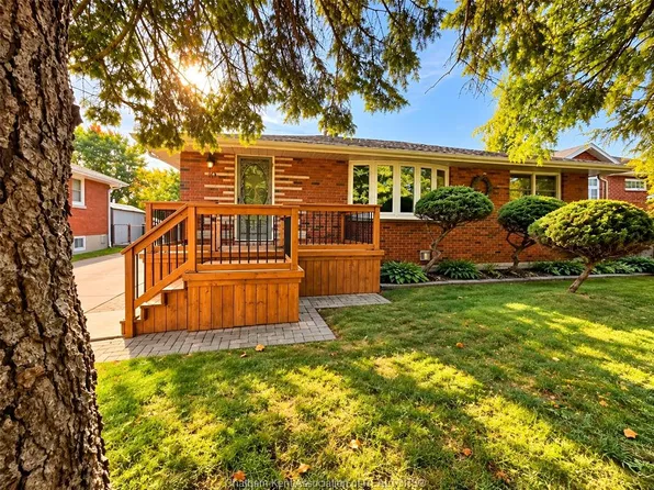 10 Birchwood St, Chatham Kent, ON N7M 3Y6