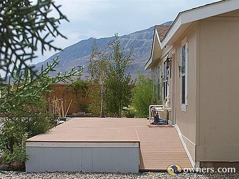 Ramp on side of front porch