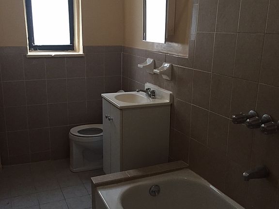 5th image of 1330 Eastern Pkwy APT B1