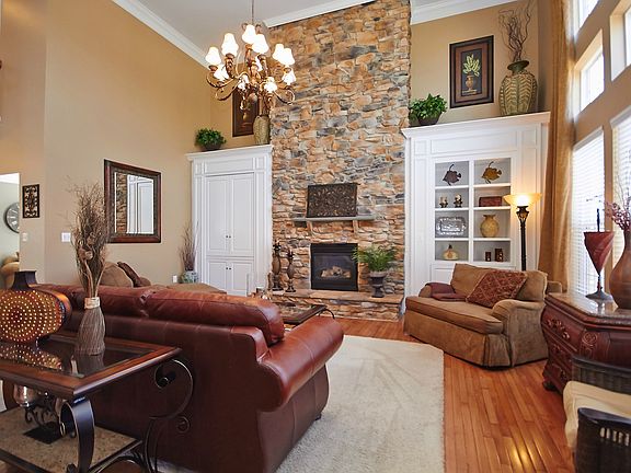 5th image of 14333 Chalfont Dr