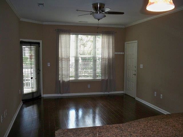 2nd image of 200 Bucksley Ln Unit 104
