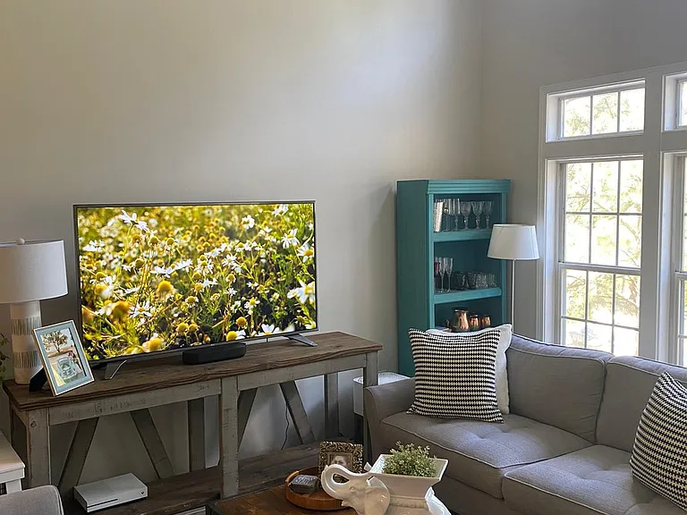 220 Renaissance Pkwy NE #1312 — Photo 8