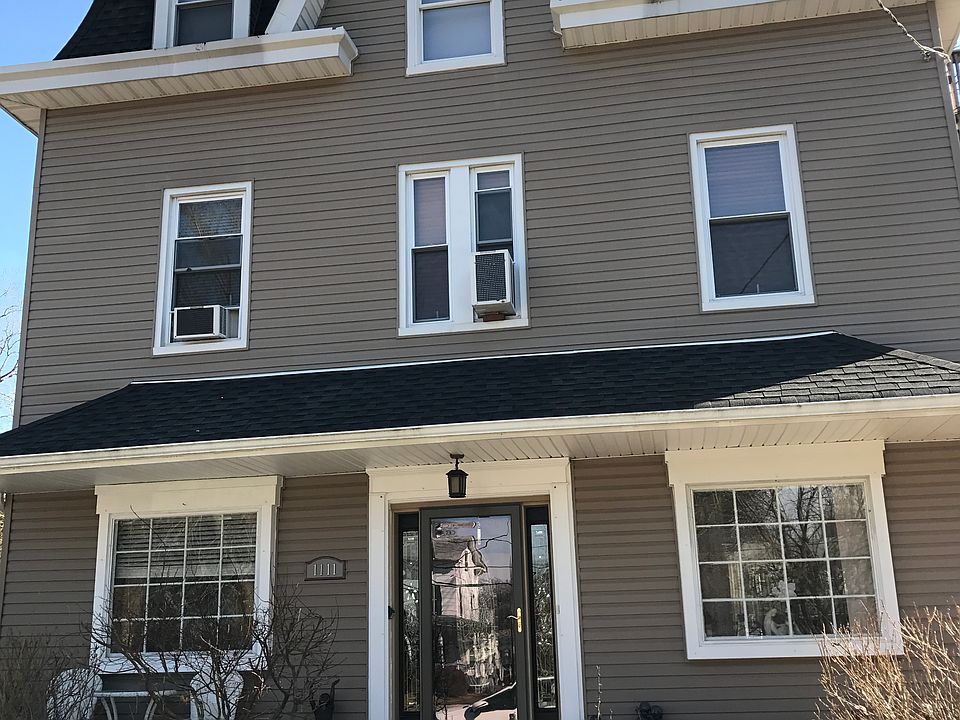 2nd image of 1111 Sherman Ave