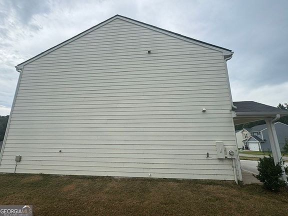3rd image of 130 Catalpa Rd