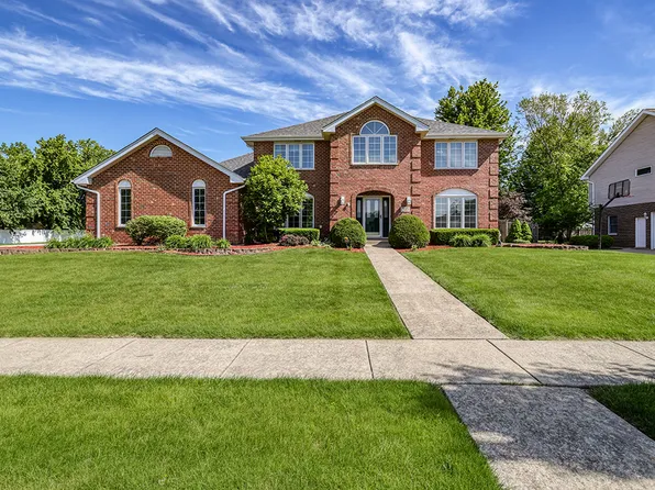 705 Ridgefield Rd, New Lenox, IL 60451