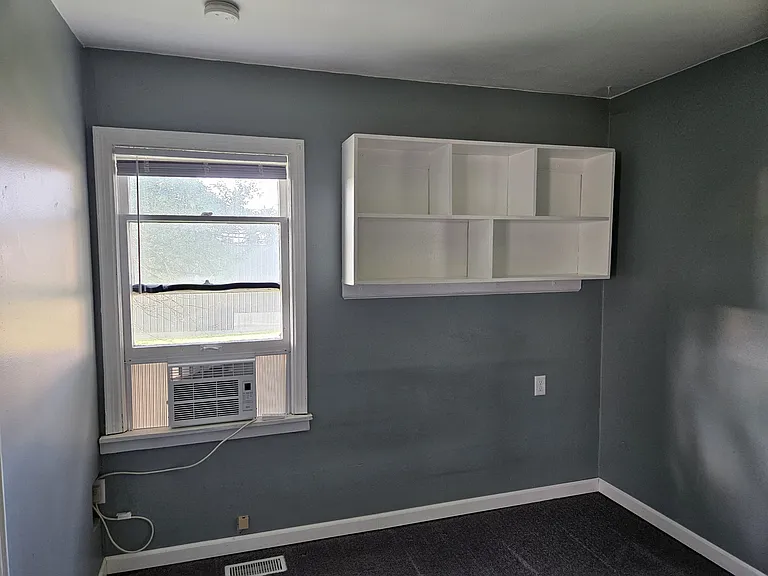 521 Main St — Photo 16