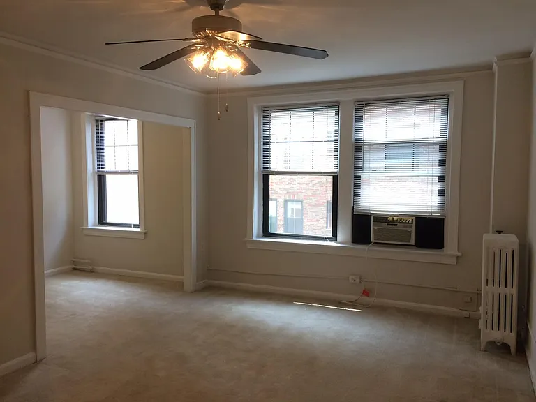 St. Regis Apartments — Photo 19