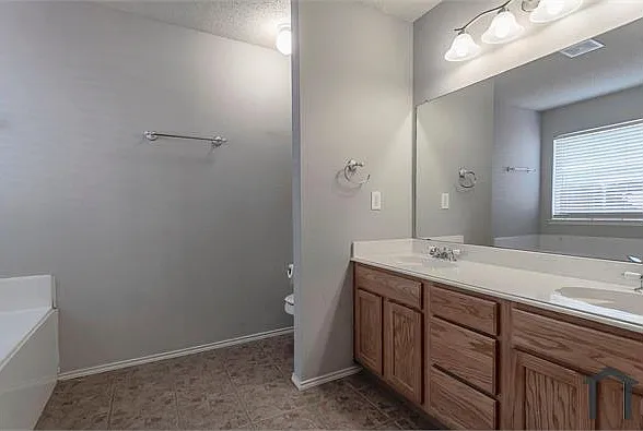 2817 Thrush Dr — Photo 12