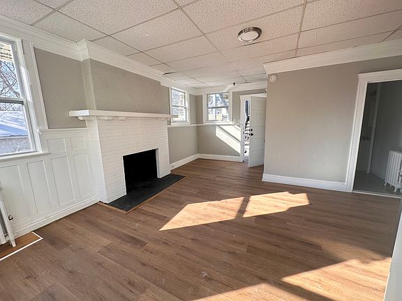 4th image of 140 Crescent Ave #8