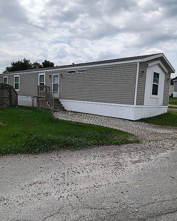 1st image of 815 Butterfield Trl