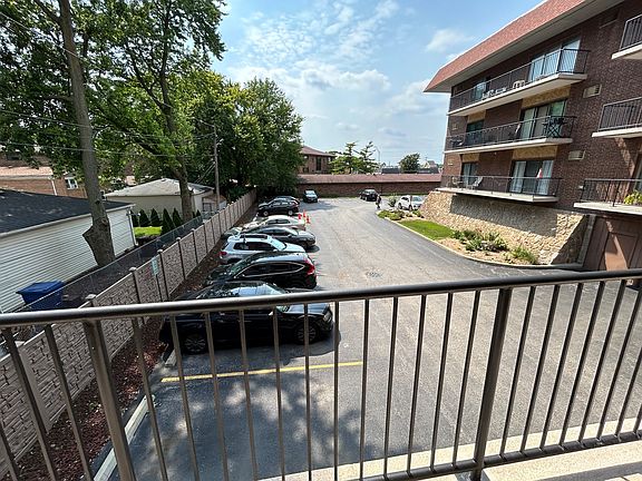 2nd image of 9540 Mayfield Ave #107