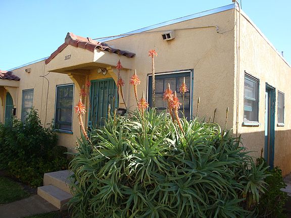 2nd image of 3037 Monroe Ave
