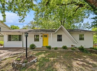 17 Highwood Ln, Belleville, IL 62223