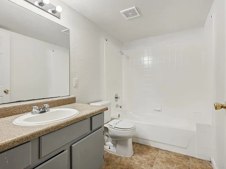 Terravita Apartments — Photo 18
